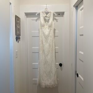 David’s Bridal Ivory Wedding Dress like new original size 14 altered like a 13